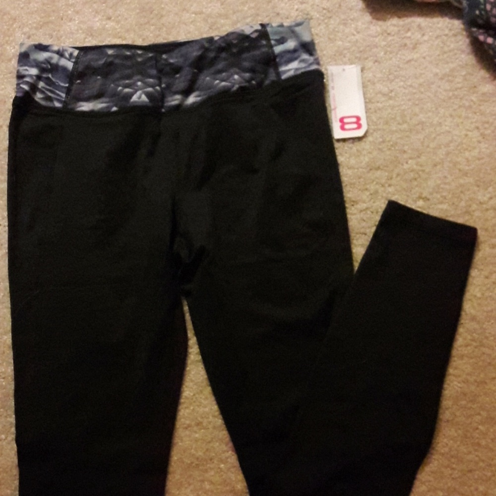 Layer 8 all seasons skinny workout pant qwick dry